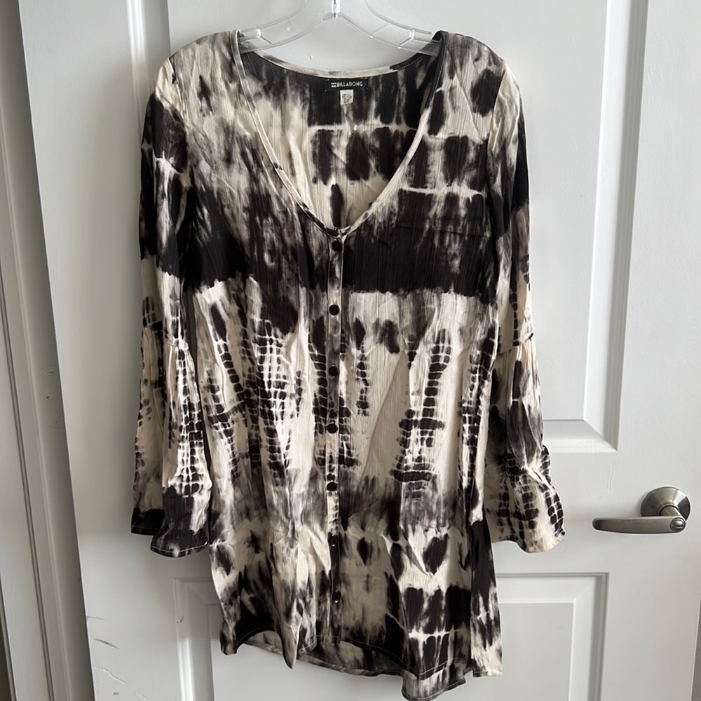 Long sleeve billabong dress